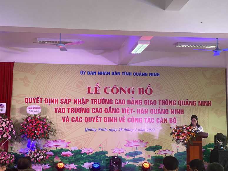 Cổng thông tin Tổng cục Giáo dục nghề nghiệp | Lễ công bố sáp nhập trường CĐ  Giao thông vào CĐ Việt- Hàn Quảng Ninh