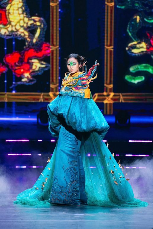 Thiết kế "Lân" xuất hiện trong bộ sưu tập "Linh Sắc".