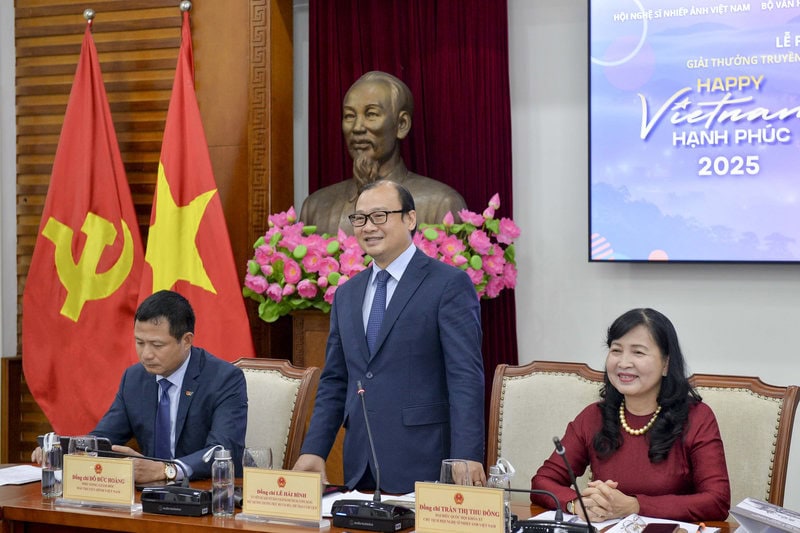 Thứ trưởng Thường trực Lê Hải Bình phát biểu lại Hội nghị.