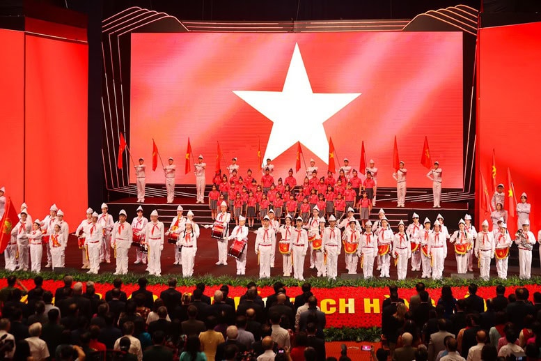 Niềm tin và hy vọng vào tương lai.