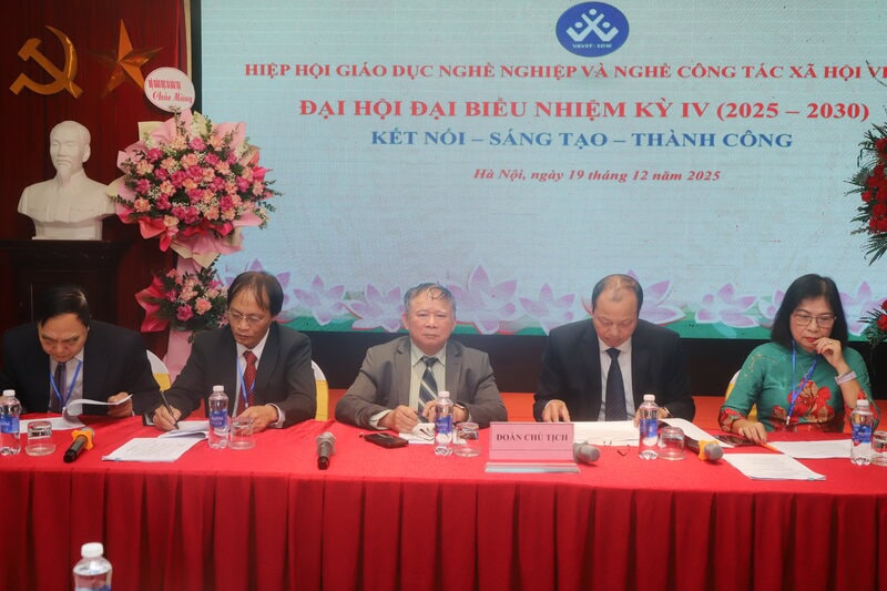 Với tinh thần làm việc nghiêm túc, trách nhiệm, dân chủ, Đại hội nhiệm kỳ IV của Hiệp hội đã kết thúc thành công 