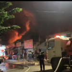 Hà Nội: Cháy chợ Xanh Định Công, thiệt hại lớn về tài sản