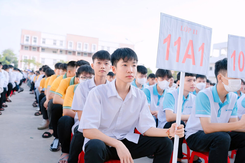 Trường CĐ Công nghệ Việt- Hàn Bắc Giang có quy mô tuyển sinh hệ 9+ lớn và sẽ thuận lợi khi chuyển sang mô hình đào tạo Trung học nghề.