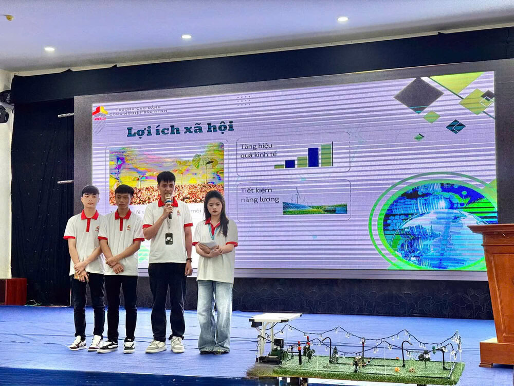 Kỹ năng xanh gắn với đổi mới sáng tạo khoa học công nghệ, hướng tới cuộc sống xanh được lan tỏa từ giảng viên tới HSSV tại BCi. 