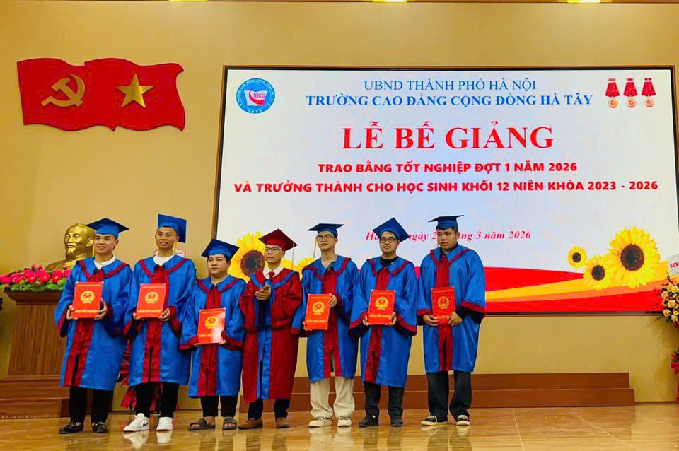 Nhờ gắn kết trong đào tạo giữa nhà trường và doanh nghiệp, sinh viên được đào tạo chuẩn kỹ năng và có việc làm ngay sau tốt nghiệp. 
