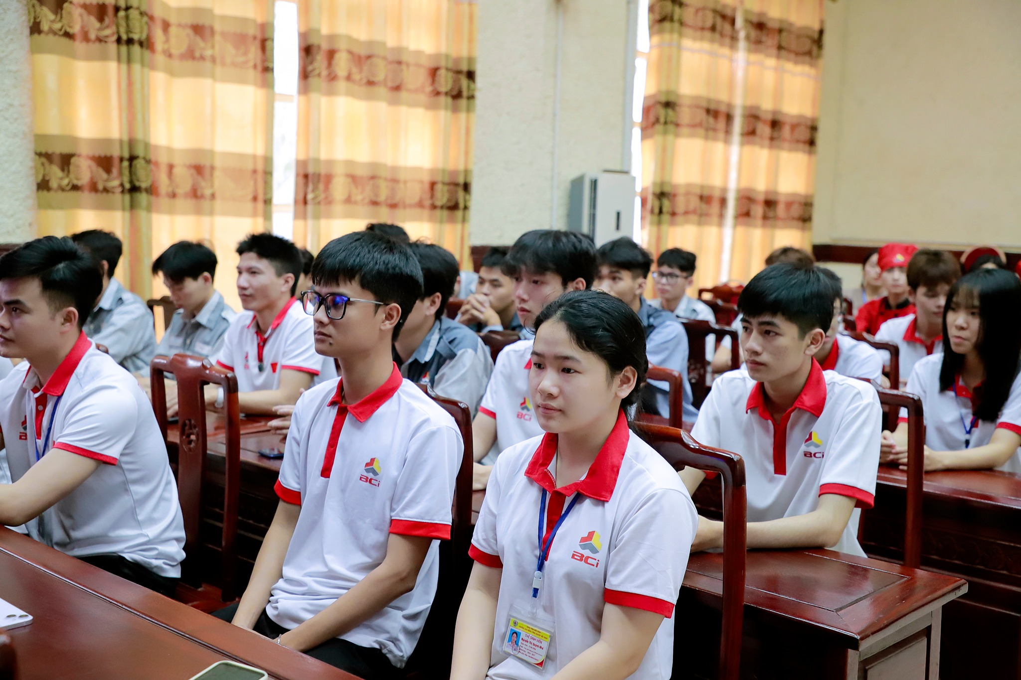 57 thí sinh của 13 nghề tự tin dự kỳ thi kỹ năng nghề cấp trường. 