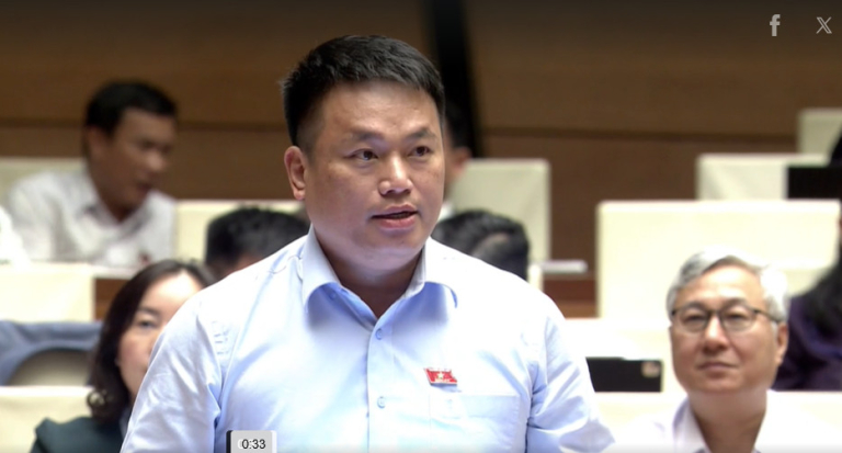 Đề xuất bỏ đánh giá học sinh theo điểm số: Học để phát triển hay học để đạt điểm cao?