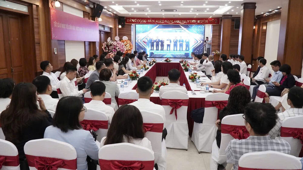 Hội nghị thu hút hơn 30 doanh nghiệp trong và ngoài nước tham gia. 