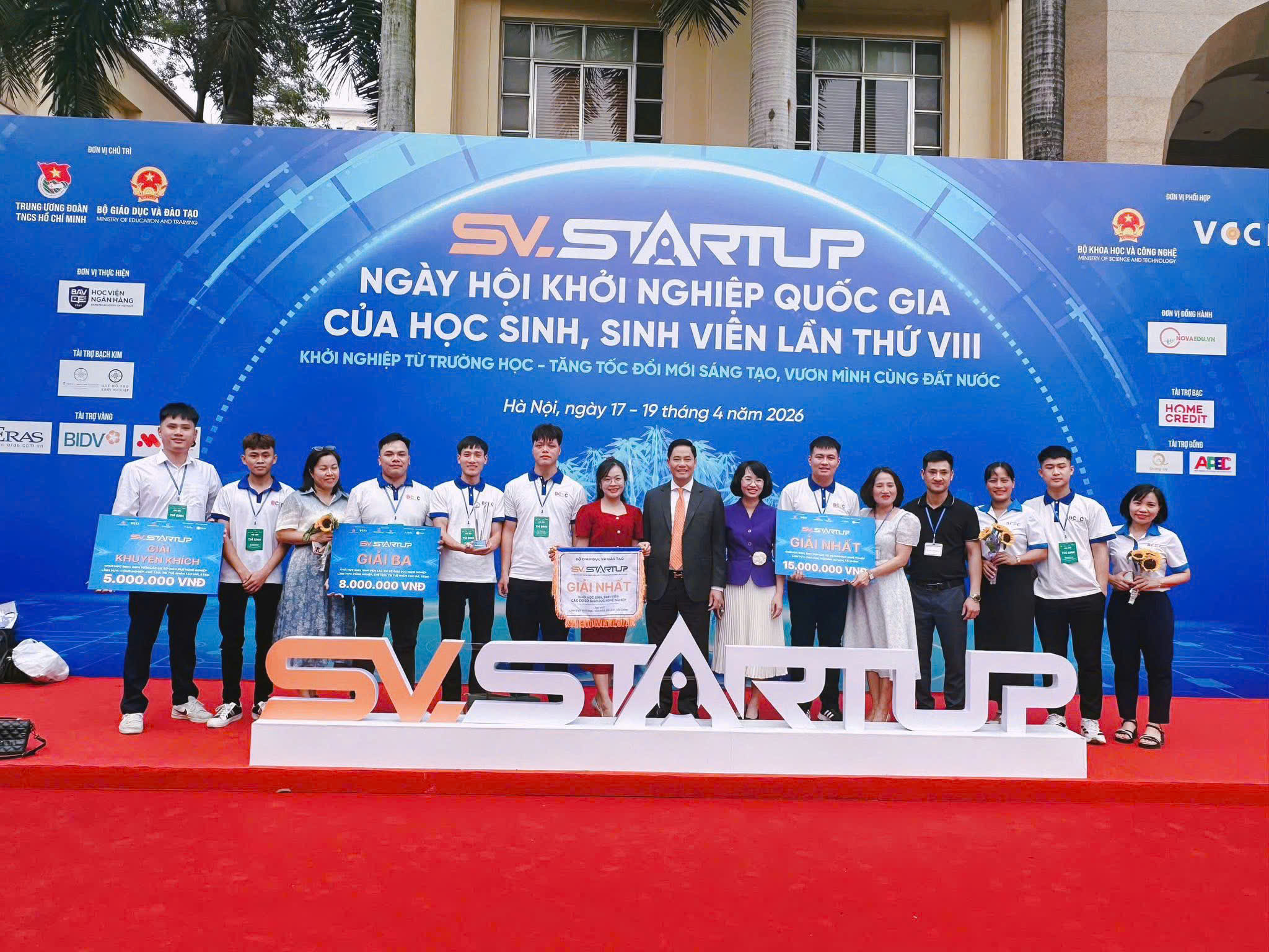 Các nhóm sinh viên của BCEC đạt thành tích cao tại Ngày hội khởi nghiệp Quốc gia học sinh, sinh viên lần thứ VIII - 2026.