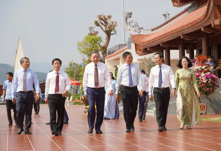Tổng Bí thư, Chủ tịch nước Tô Lâm dự Lễ hội “Thống nhất non sông” tại Quảng Trị
