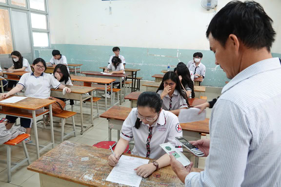 TP.HCM tổ chức thi thử tốt nghiệp THPT 2026 cho toàn bộ học sinh lớp 12