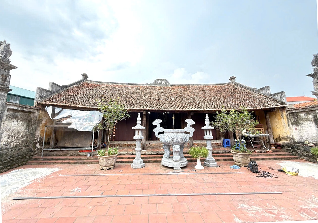 Chùa Dương Hòa đã có từ lâu đời, nơi đây lưu giữ nhiều hiện vật cổ quý giá