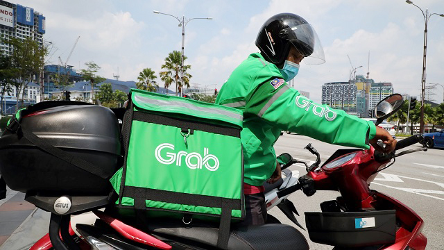 Bổ sung tài xế công nghệ, người bán hàng online vào diện tham gia BHXH bắt buộc