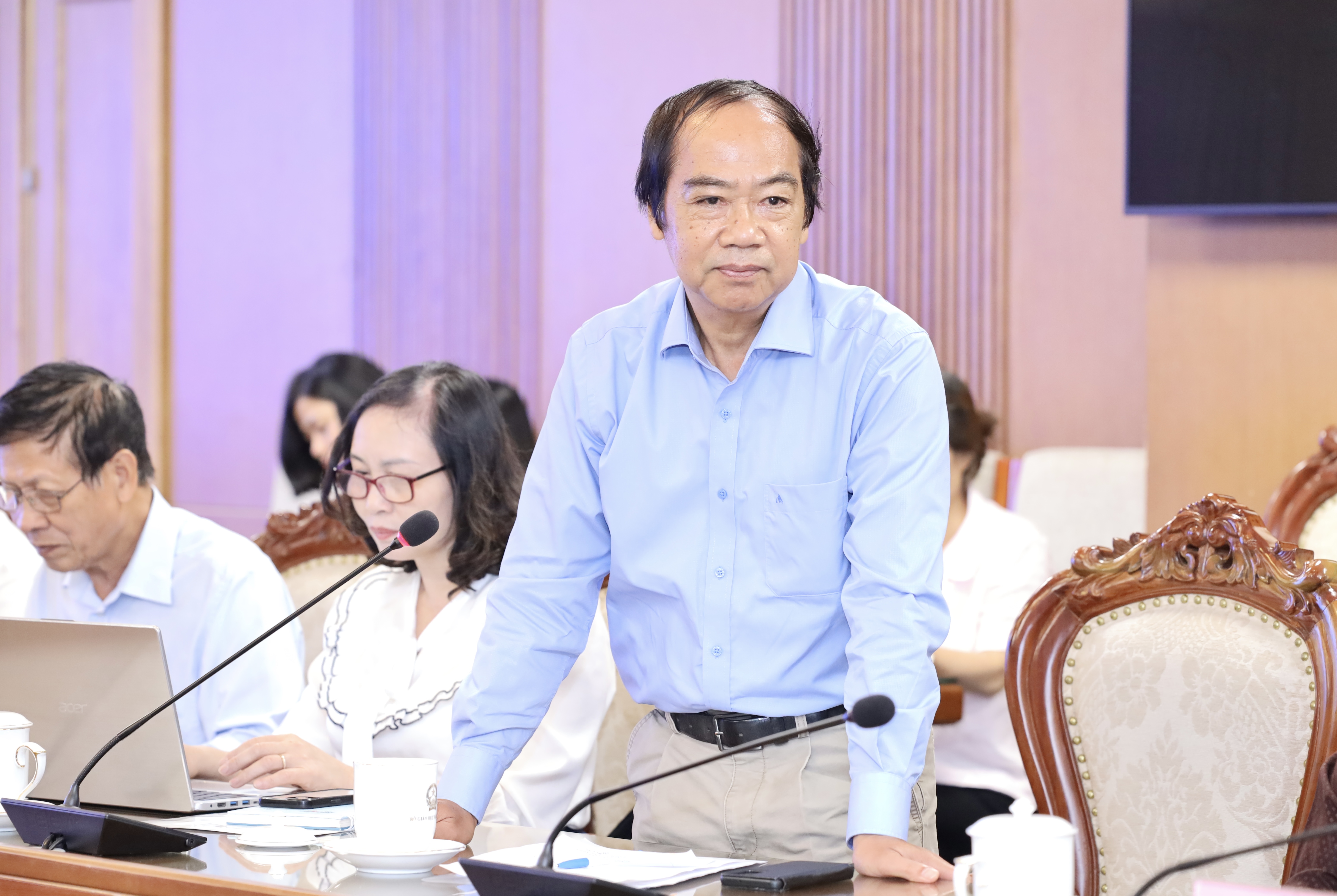 PGS.TS Nguyễn Thế Dũng, Trưởng ban Tư vấn chính sách về giáo dục nghề nghiệp nhấn mạnh vai trò " Nhà nước - Nhà trường - Doanh nghiệp".