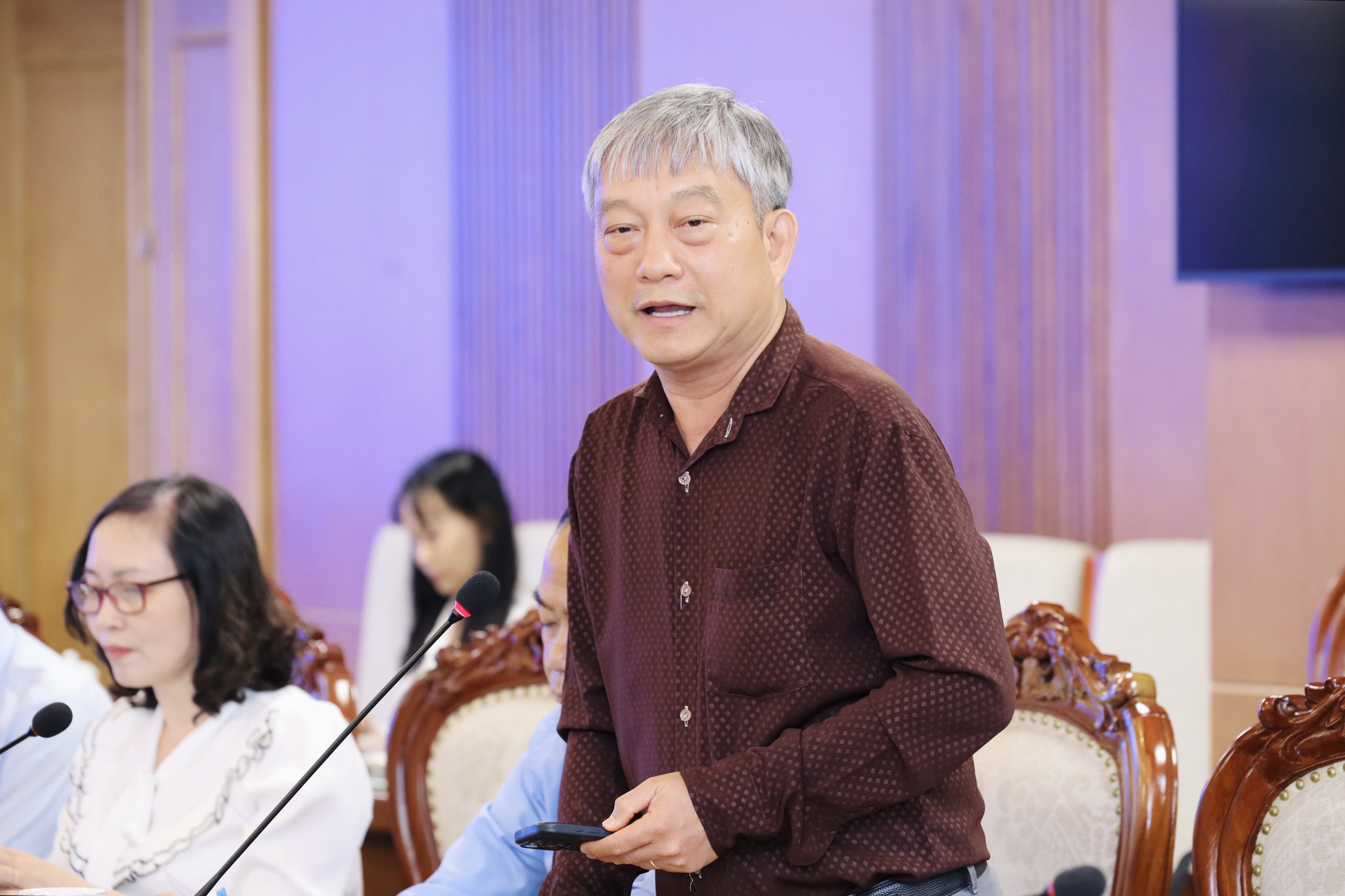 Ông Trần Thanh Hải, Hiệu trưởng CĐ Viễn Đông tại hội nghị.