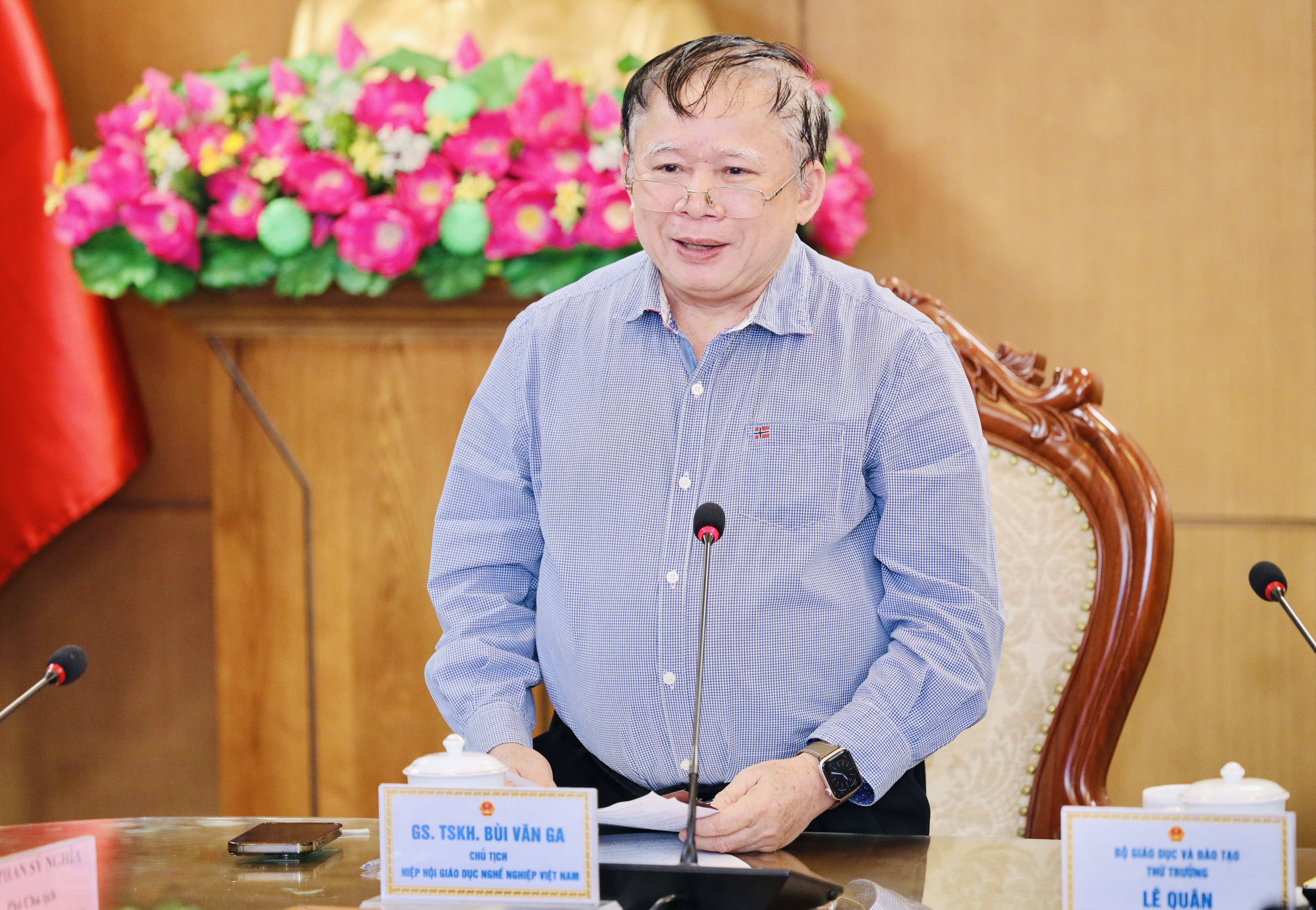 GS.TSKH Bùi Văn Ga, Chủ tịch Hiệp hội GDNN Việt Nam kết luận tại hội nghị.