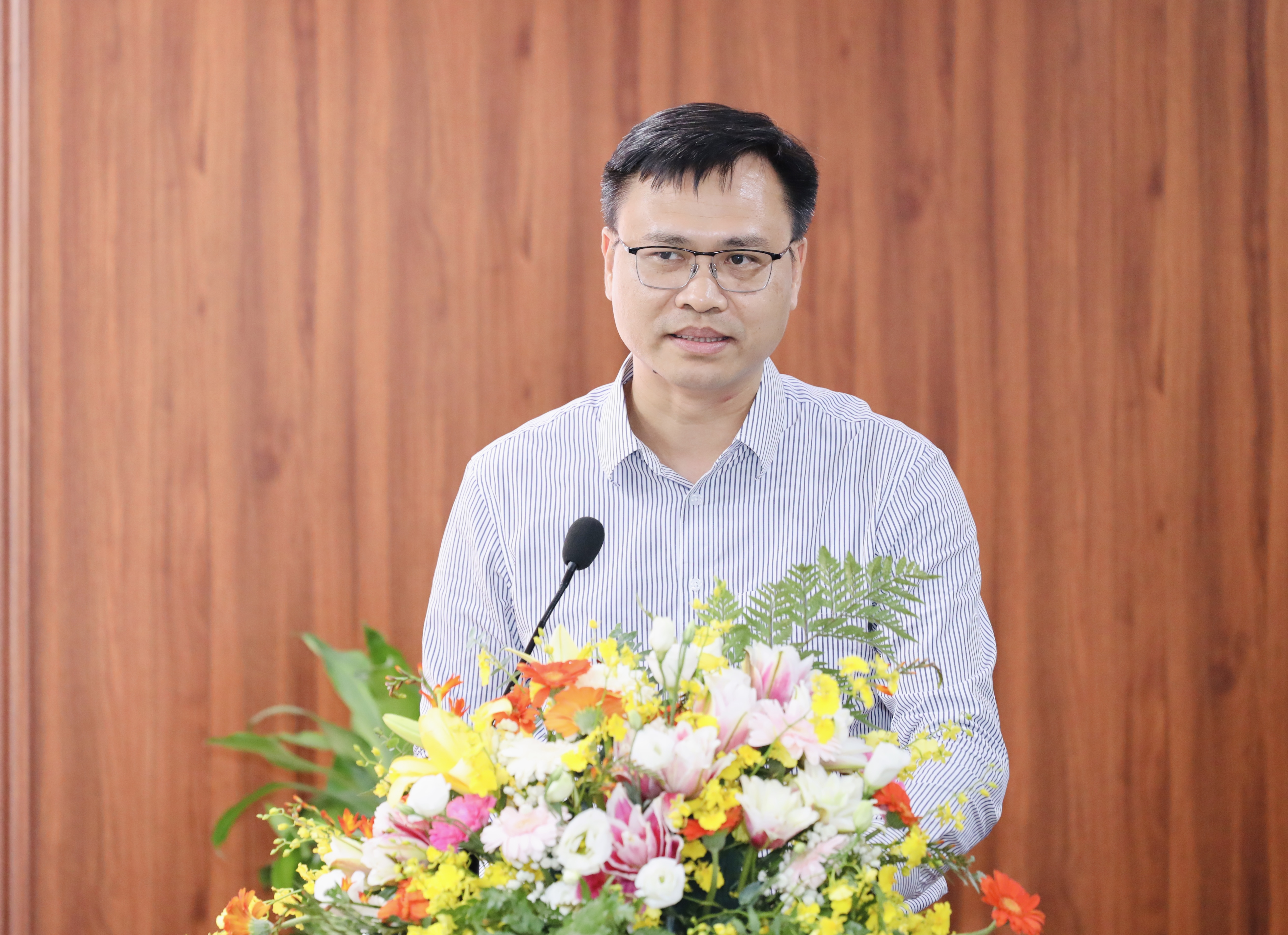 Ông Trần Thanh Đạm, Cục trưởng Cục GDNN & GDTX phát biểu tại hội nghị.