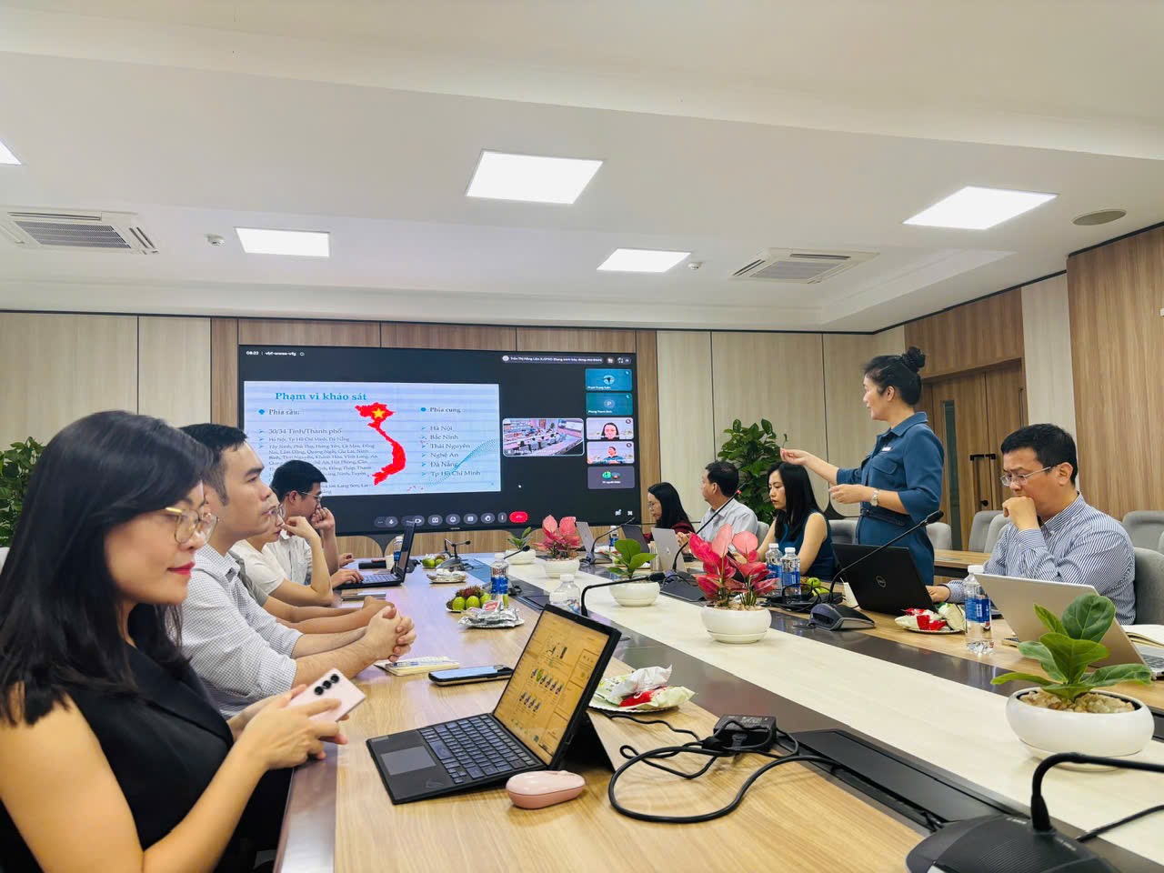 Từ “nhà cho người nghèo” đến nơi an cư của người thu nhập trung bình