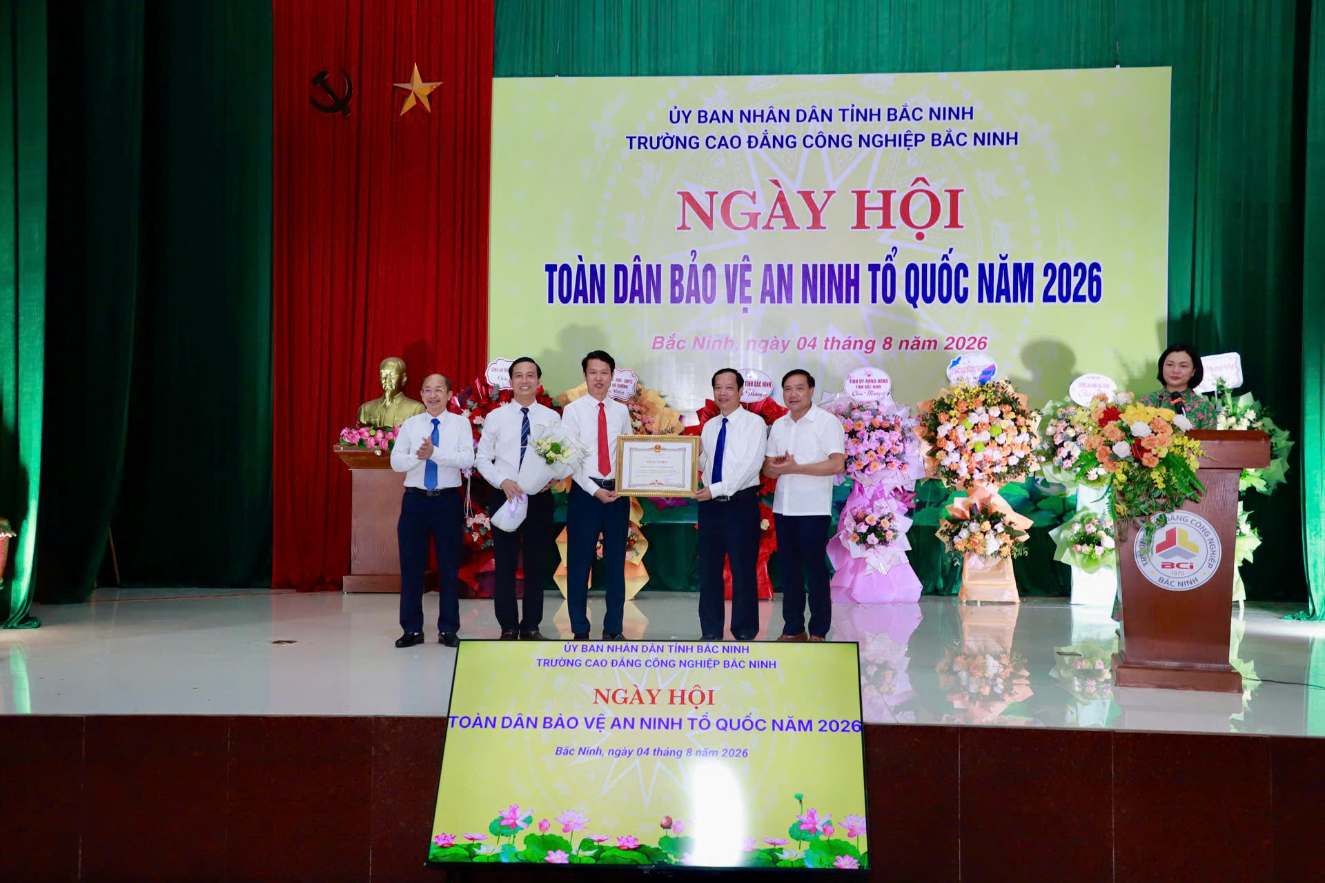 Trường Cao đẳng Công nghiệp Bắc Ninh được Chủ tịch UBND tỉnh tặng Bằng khen theo Quyết định số 2034/QĐ-UBND ngày 24/7/2026 vì có thành tích xuất sắc trong phong trào Toàn dân bảo vệ an ninh Tổ quốc
