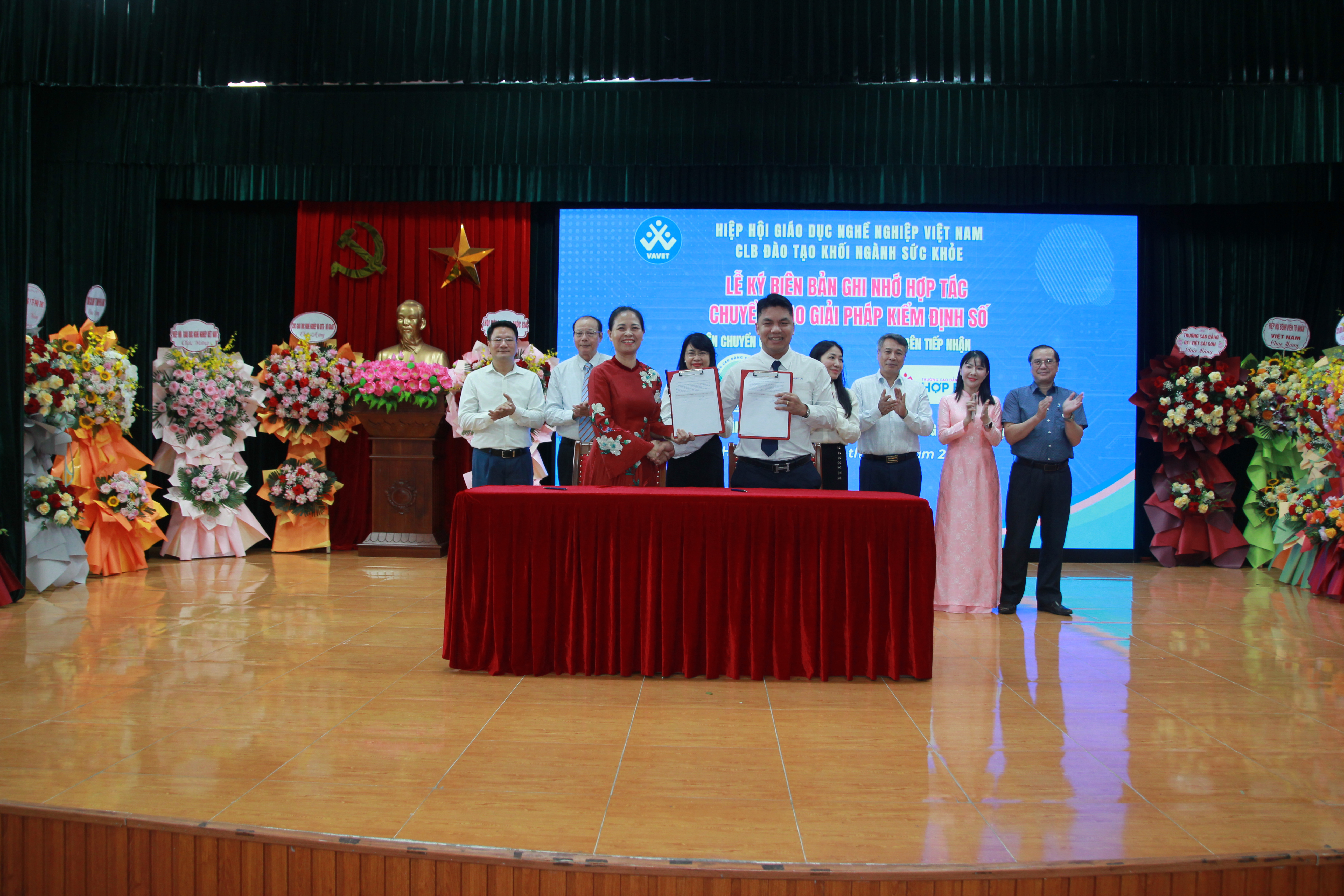 Thúc đẩy hợp tác các chương trình chuyển giao giữa các đơn vị thành viên của CLB.