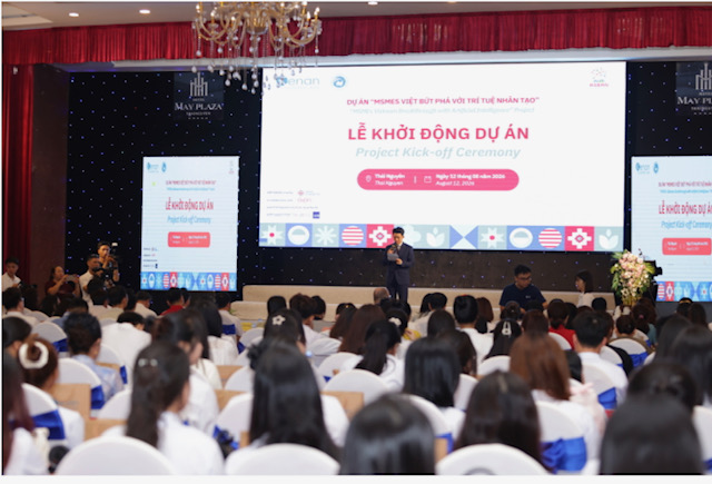 Thúc đẩy doanh nghiệp nhỏ, vừa làm chủ công cụ AI