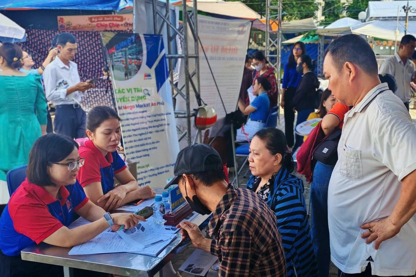 TP.HCM cần gần 12.000 lao động: Lương cao nhất 50 triệu nhưng doanh nghiệp vẫn khó tìm người