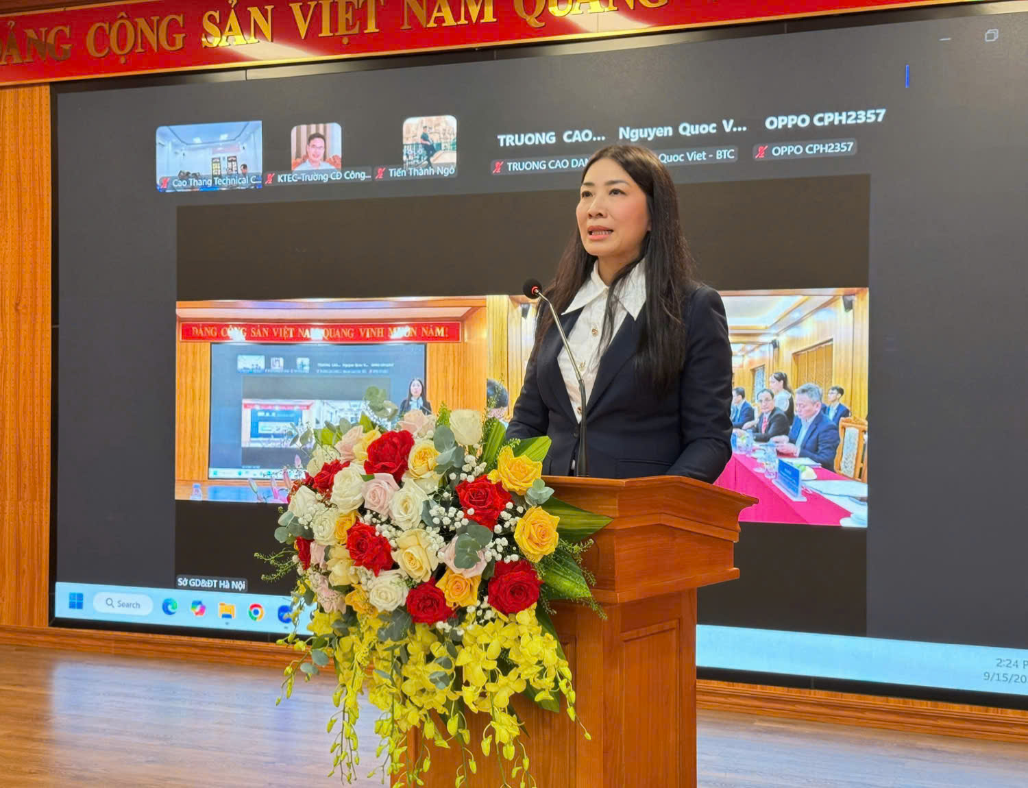 TS. Lê Thị Hằng, Phó Cục trưởng Cục GDNN & GDTX, Bộ Giáo dục và Đào tạo, Trưởng Đoàn Kỹ năng nghề Việt Nam phát biểu tại buổi lễ.