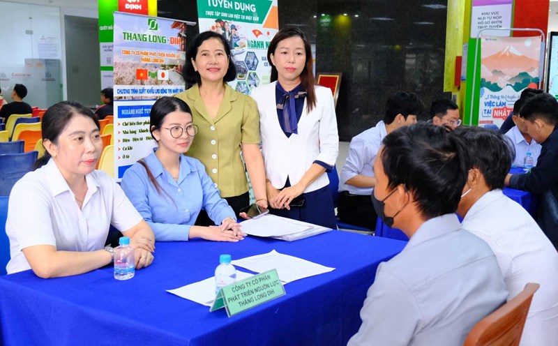 Cần Thơ: Nơi thiếu người, nơi lại dư lao động