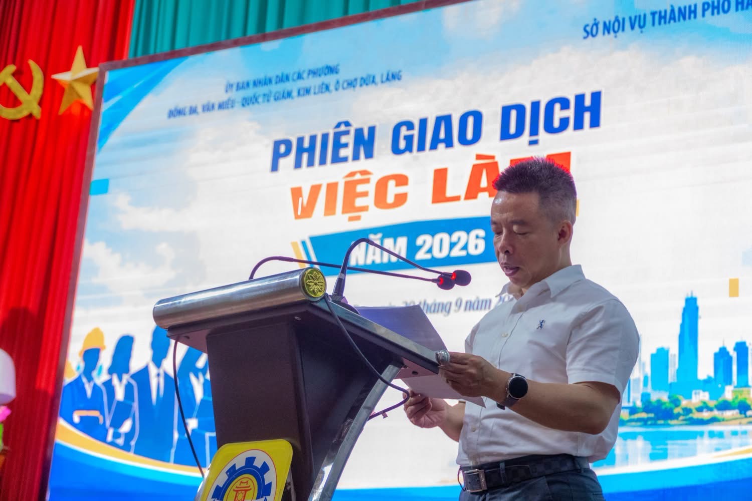 Phó Chủ tịch UBND phường Đống Đa, ông Nguyễn Trọng Hải phát biểu tại sự kiện. 