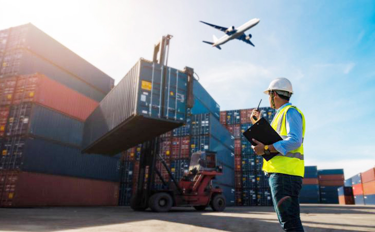 Logistics vào mùa cao điểm: Cơ hội việc làm và cuộc đua tìm người có kỹ năng
